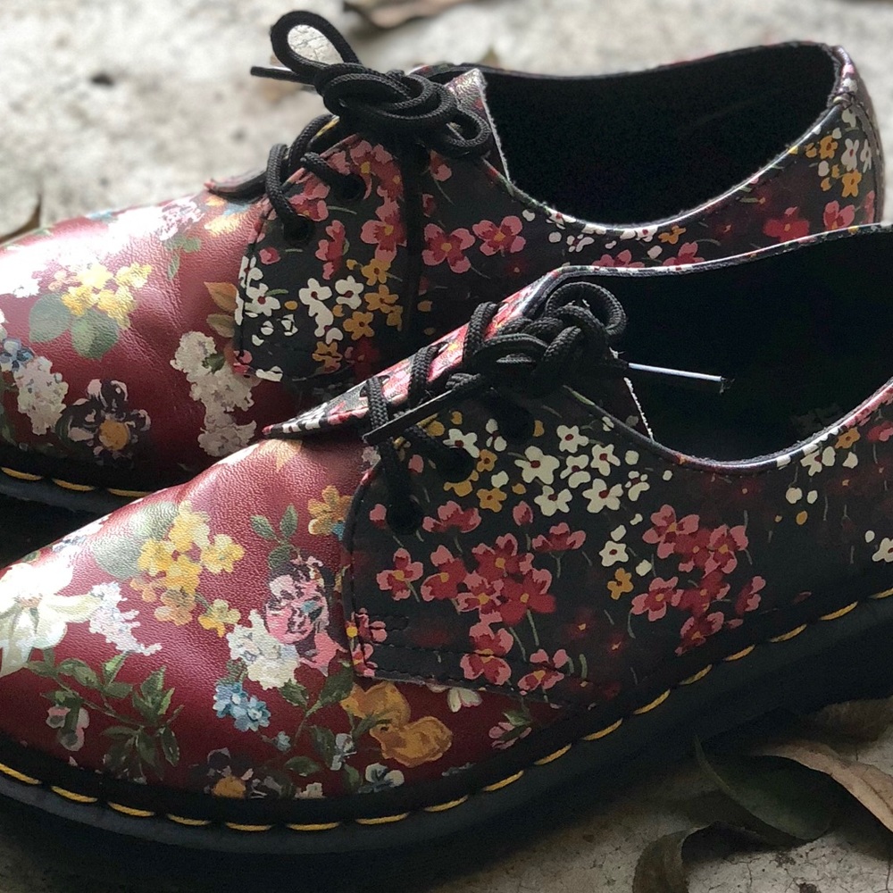 Adorable Cherry Blossom Doc Martens 1461